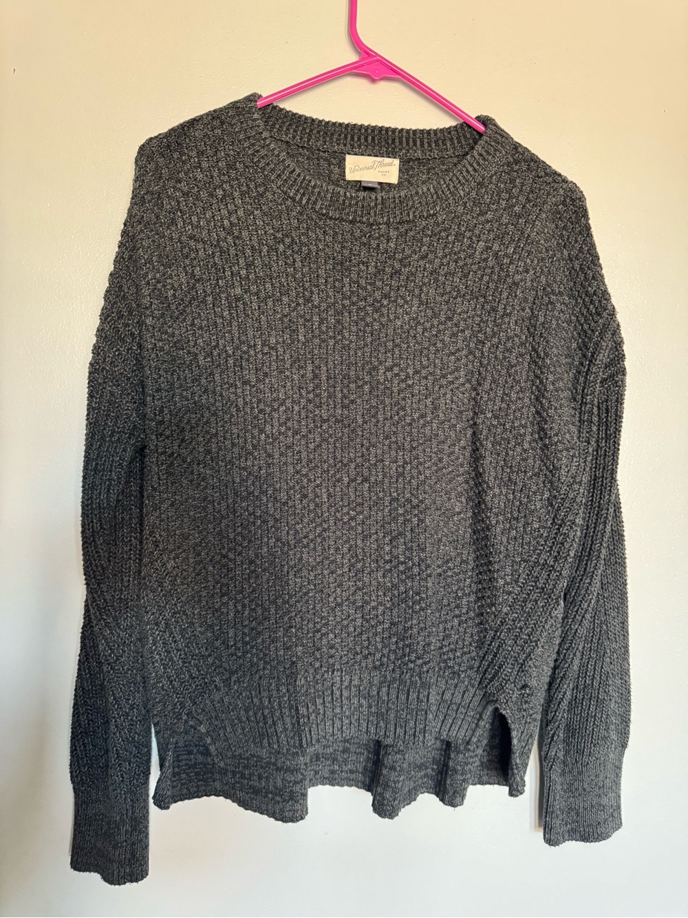 Universal Thread Textured Crewneck Sweater